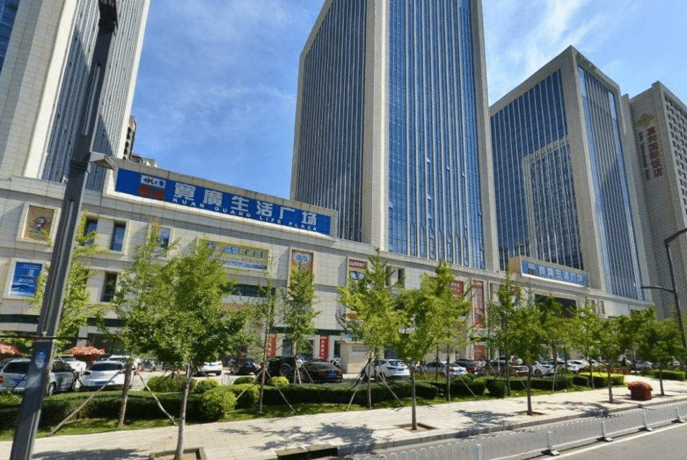 寬廣集團嘉和廣場總部及超市門店